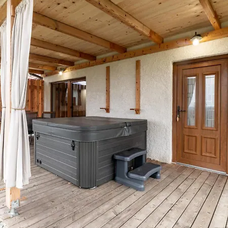 Glamping Podgoro With Private Hot Tube - Rogatec Tatil Evi Rogatec
